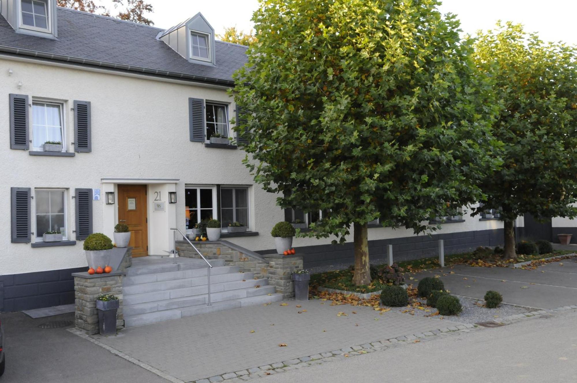 Manoir Kasselslay Hotel Clervaux Exterior photo