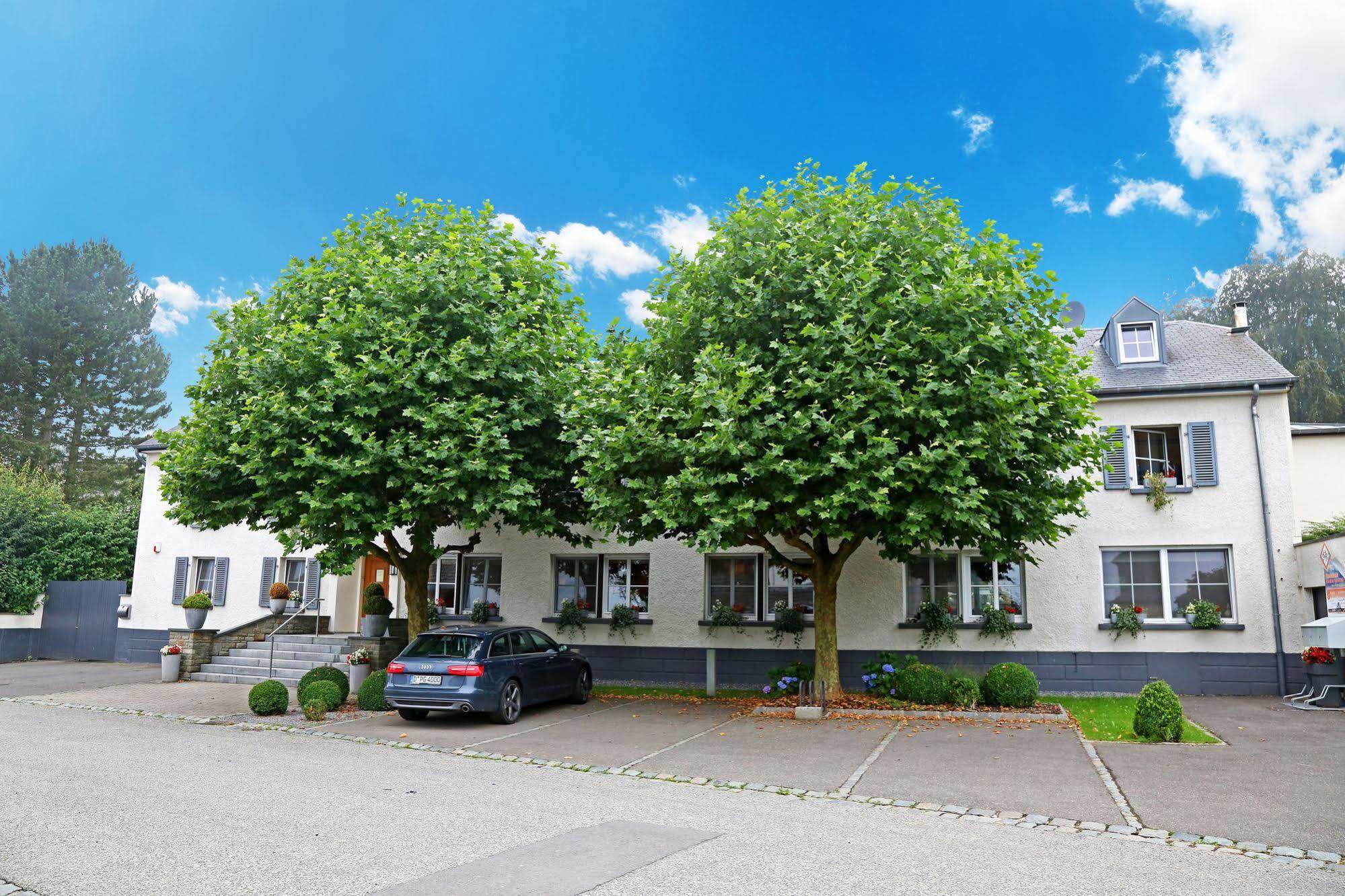 Manoir Kasselslay Hotel Clervaux Exterior photo